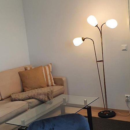 Moderni, Viihtyisae Pikkukaksio Saunalla Pori Extérieur photo
